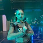 Violeta Isfel Instagram - ¡Heeeey mis amores! Me siento súper orgullosa y agradecida al formar parte del elenco de @2000sxsiempre Ahora nos toca visitar #queretaro 🗓️¿Cuando? Mañana #sabado 28/Oct/2023 📍¿Dónde? En el Auditorio Josefa Ortiz de Domínguez 🕘 9pm ¿Ya tienes tus boletos?… ¿Nooooo? No te preocupes en mi biografía encuentras el link para que no te quedes fuera. ¿ Ya tienes tu #PlumaAntoByVioletaIsfel ?… ¿Nooooo? También en mi biografía encuentras el link para que puedas pedir la tuya. GRACIAS, GRACIAS, GRACIAS 🙏🏻 Su amor 🥰 incondicional hizo esta aventura posible. NOS VEMOS EN QRO. #violetaisfel #2000sxsiempre #concierto Auditorio Josefa Ortiz, Qro.