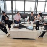 Violeta Isfel Instagram - Esta tarde en #LaEntrevista una charla llena de recuerdos que los trasladaran a una de las mejores épocas de su vida, la infancia. ESTRELLAS INFANTILES, ÍDOLOS con los que CRECIMOS 📺🎤🧒👧💙 @lalujans @yuremrojas @martinricca1 @violetaisfel @fabianchaveztv @2000sxsiempre #Publicidad