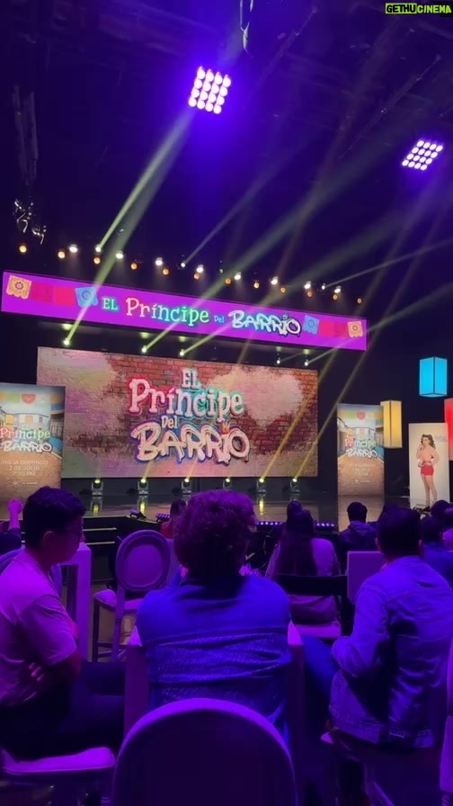 Violeta Isfel Instagram - Presentación a prensa “El Príncipe del Barrio” Domingos 7:30pm por las Estrellas