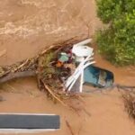 Virgínia Wanderley Instagram - O Rio Grande do Sul precisa de ajuda! São dias de chuva, que causaram uma verdadeira calamidade, eu tô muito triste e mexida com tantas cenas de destruição, é desesperador ver o estado em baixo d’água, famílias que perderam tudo e infelizmente o número de fatalidades só cresce. Vamos ajudar! Precisamos de todos, de voluntários, de alimentos, água potável, ajude como puder! ( infos no meu stories ) Pix: pessoalwn@gmail.com