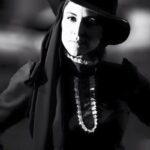 Vishka Asayesh Instagram - مثلا خيلى جدى هستم🤠