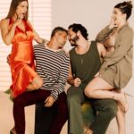 Vitória Moraes Instagram – TA NO AR O ÚLTIMO SURUBAUM DA PRIMEIRA TEMPORADA! ❤️‍🔥

Convidamos esse casal maravilhoso @viihtube e @eliezer para fechar a nossa temporada com tudo! E eles entregaram demaiss, ta imperdível! 

Falamos sobre maternidade, exposição na Internet, sexo, e claro, eles trouxeram as melhores revelações desse relacionamento kkkk 👀🔥

Vem ver no link da bio! 

#Surubaum #canalgioh #giohnoyoutube
