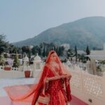 Vrushika Mehta Instagram – Picking the red lehenga wasn’t just a choice; it was like making a dream come true. Everything worked out exactly how I wanted!

Thank you @asopalav ❤️

And how can I forget the traditional yet elegant veil made by my mom and @_usha_maurya aunty ❤️

Captured by: @smaryafilms 
Jewellery: @paldzigns.jewel 

#rabhdivrushyy #wedding