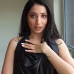 Vrushika Mehta Instagram – App convince ho gaye hoon ya mai aur bolu?? This reel was pure rollercoaster ride 🥲, 27 dialogues, 7 characters ☺‍↕️ and akeli main to shoot the whole thing (Wait till you see it!) 😅

Which character suited me best? Comments mei batana 👀
#reelitfeelit #feelitreelit #reels #explore