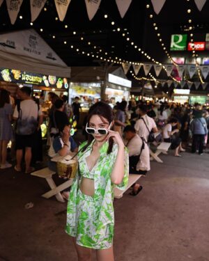 Wan-Ting Tseng Instagram - 泰清涼～🥥
