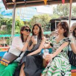 Wan-Ting Tseng Instagram - 泰熱情❤️ #thailand #hot #姐妹之旅