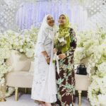 Wan Sharmila Instagram – Rezeki awak Shamira & Tam! Alhamdulillah & congrats. Selamat pengantin baru. ♥️👰‍♀️🤵🏽