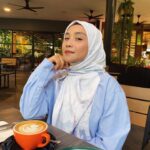 Wan Sharmila Instagram - I’d rather take coffee than compliments. Bitter but grounded . F :) That smile matters. Alhamdulillah thank you 😊
