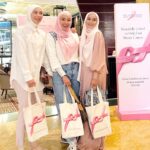 Wan Sharmila Instagram - An afternoon hi-tea with Estee Lauder in conjunction with Breast Cancer Awareness 🎀🎗️ @esteelaudermy @mo_kualalumpur #elcm #esteelaudermy #timetoendbreastcancer #pinkoctober #pinkafternoontea