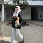 Wan Sharmila Instagram - Di pagi hari Gong Xi Fa Chai. Alang-alang ada paparazzi ambil gambar kita … kita post terus.😎 May Allah berikan kemenangan luar biasa untuk pekerjaan dan usaha kita semua. Aminn .♥️ Don’t underestimate doa. DIA suka kita selalu mengharap dan meminta kepadaNYA. Happy Holiday semua!
