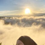 Wan Sharmila Instagram - Breathtaking beauty. 🫀♥️ They said : early bird gets the worm. 🐛 We hiked seawal pagi 6 am sampai di atas. MasyaAllah. SubhanAllah. Rezeki . “Maka berjalanlah merata-rata ceruk rantaunya, serta makan dari rezeki yg dikurniakan Allah” - Surah Al Mulk #kundasang #sabah #mountkinabalu