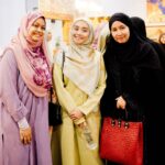 Wan Sharmila Instagram - Cerita semalam. Usrah dengan tajuk “Tumbuh sebelum rapuh”. Alhamdulillah , Thank you Allah for everything ♥️🫀 Sedikit sharing 😋: Ustazah kata .. Pahala sabar itu unlimited. Dan antara bukti syukur ialah beramal soleh. Dan Ustaz pula kata .. Supaya diri tidak sombong.. Didik diri menjadi hamba (sedar diri yg kita manusia tiada apa2), Selalu zikir dan menyebut LAHAULAWALAQUWWATAILLABILLAHILALLIYILLAZIM. Thank you to all my sahabat yg selalu sudi jemput Lala. InnSyaaAllah more to come. 🍀