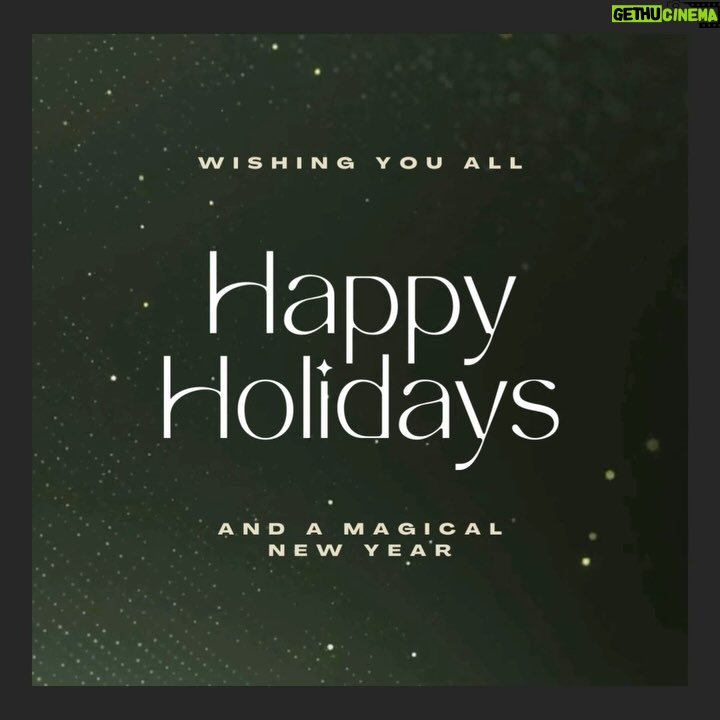 Wanda Sykes Instagram - Wishing everyone a safe and happy holidays! ✨