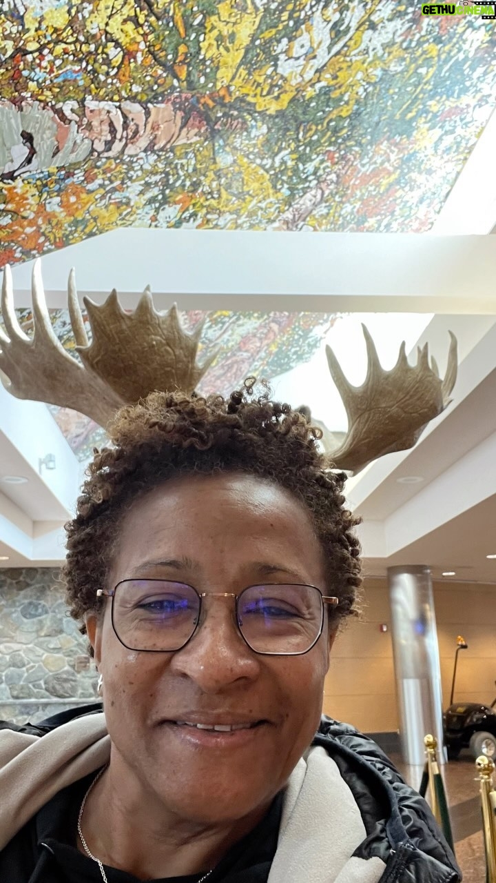 Wanda Sykes Instagram - Tacoma! Gorgeous place, incredible crowd! Thank you! #pleaseandthankyou