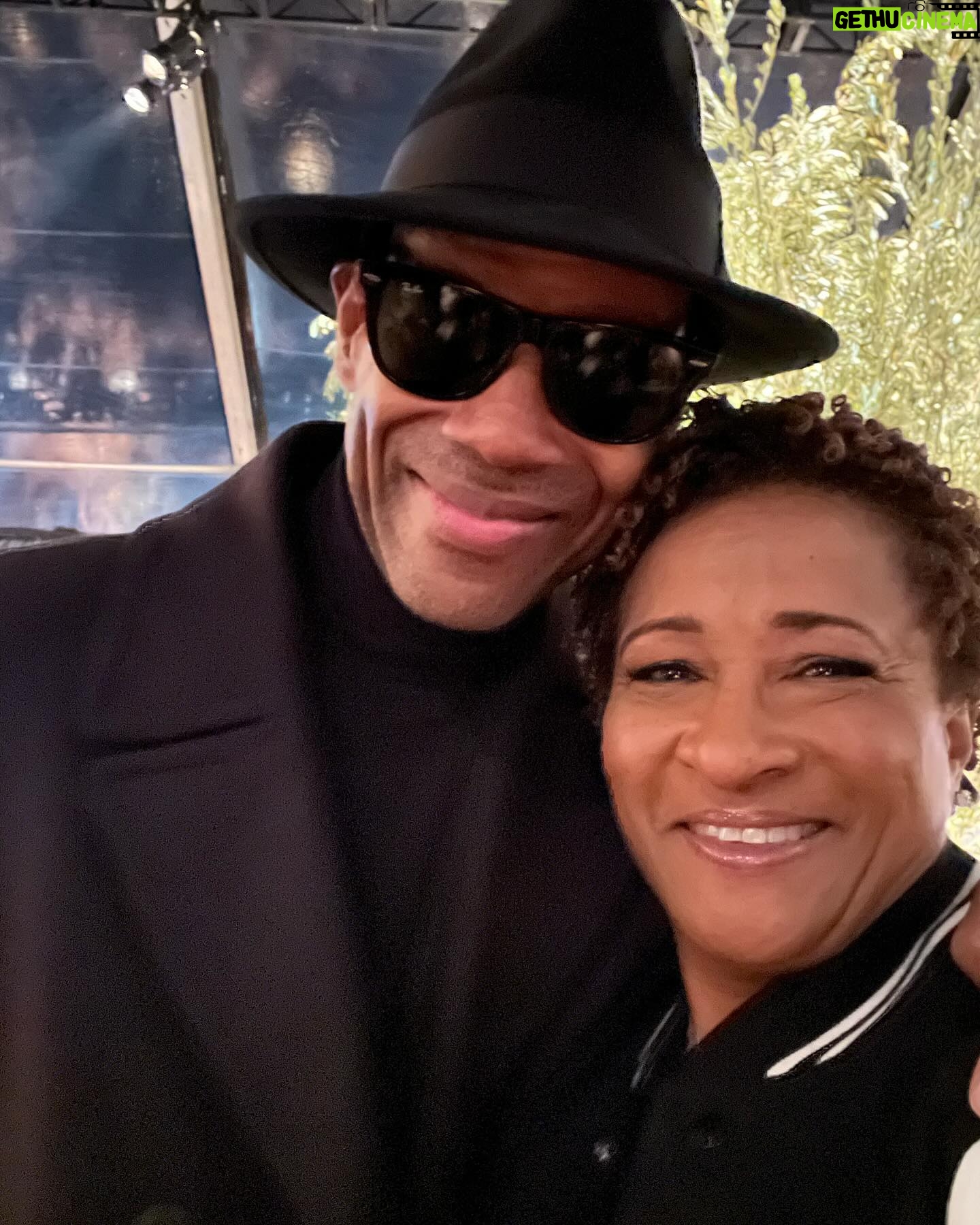 Wanda Sykes Instagram - Up late with a fun crew #thenightbefore #mptf #emmys