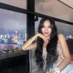 Wang Feifei Instagram - Beautiful Night in ShangHai #FentyBeautybyRihanna 🔥
