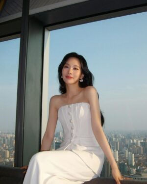 Wang Feifei Instagram - 开工大吉