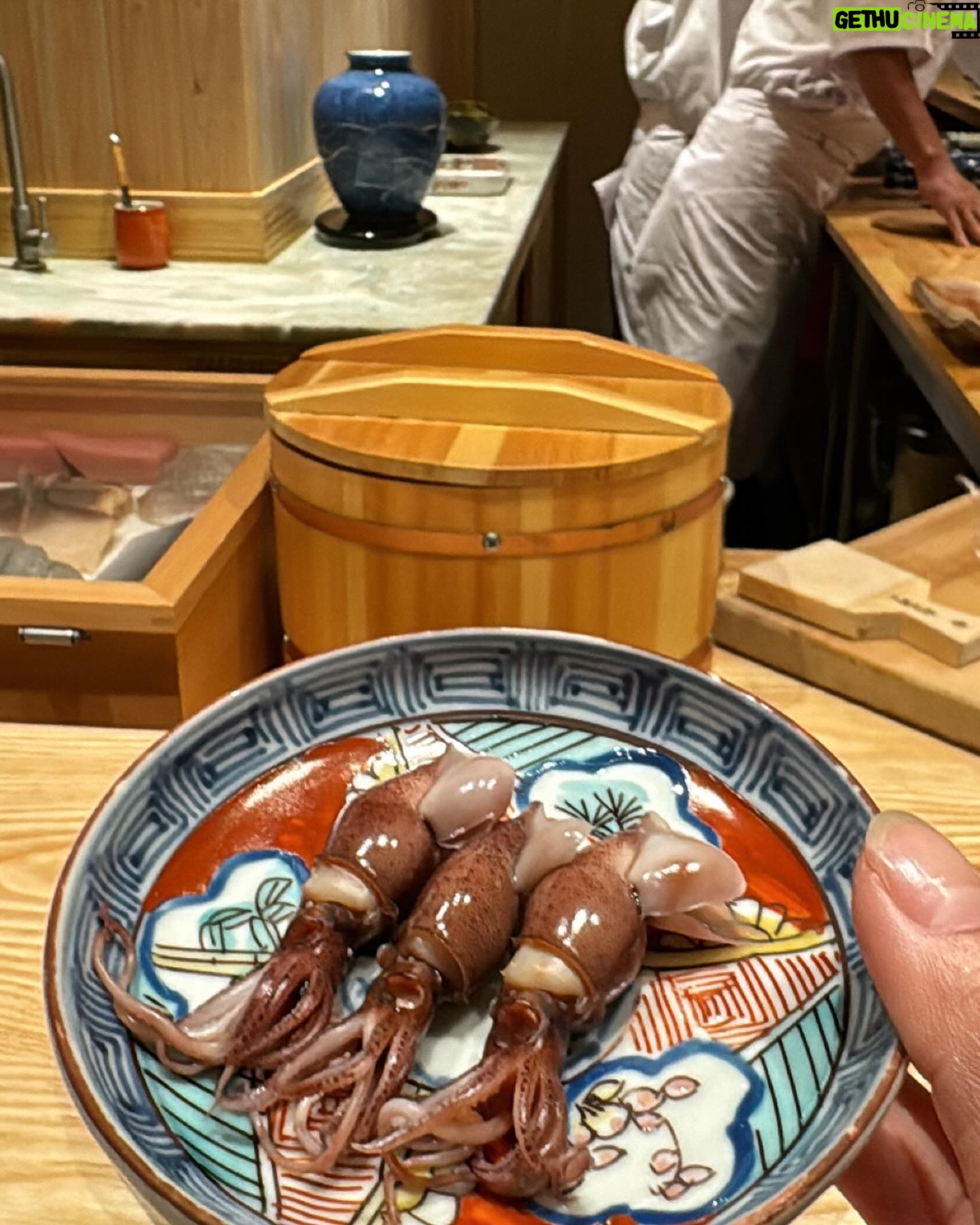 Wanida Termthanaporn Instagram - Love this authentic style omakase @yotsuhasushi #น้อยแต่มาก #อร่อยสุดๆ 😋