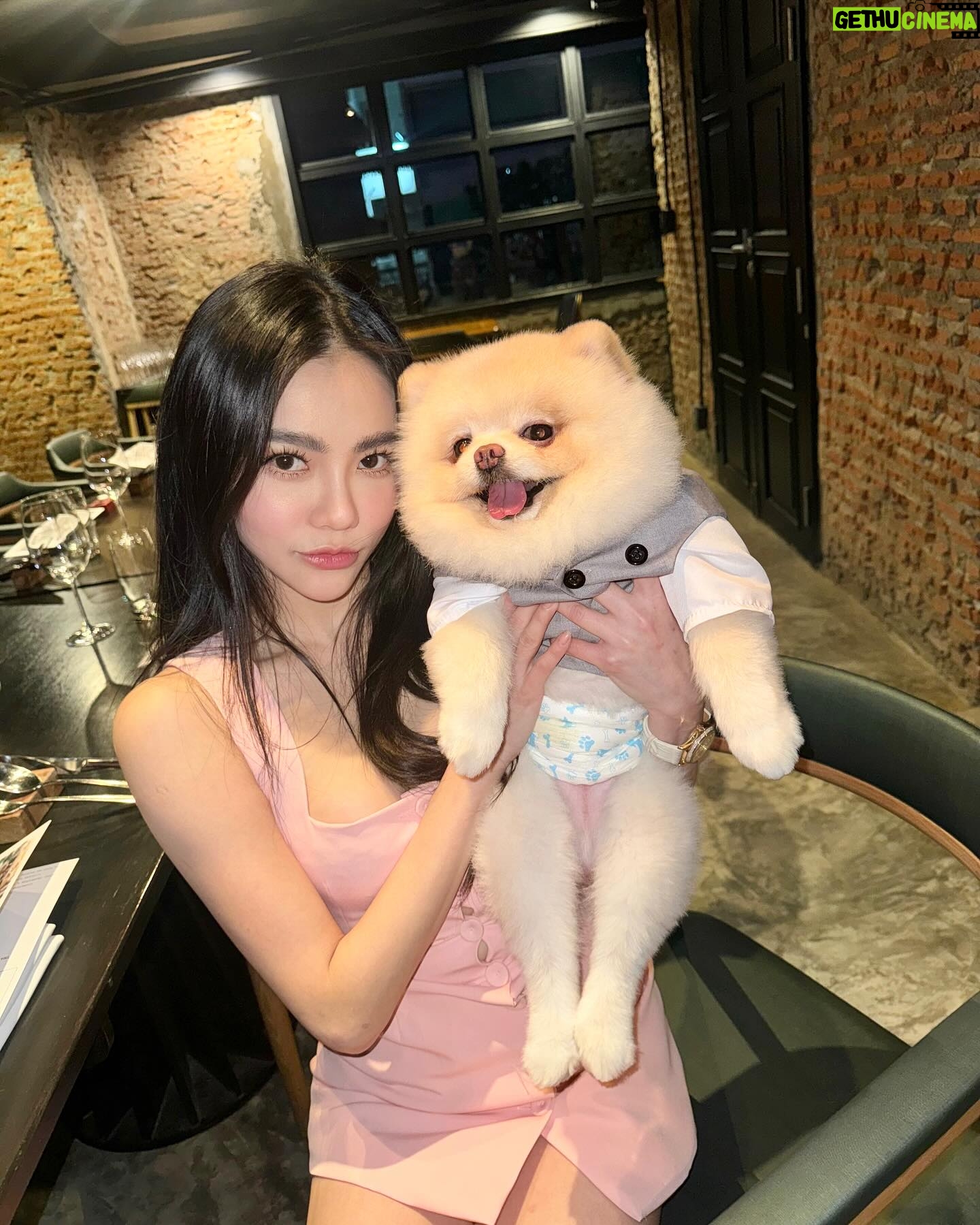 Wanida Termthanaporn Instagram - Happy Valentine's Day 😘 sending you all my ❤️