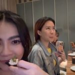 Wanida Termthanaporn Instagram - 2002BERRYXDEBBIE din din @kaveerestaurant thank you for having us ☺️ อาหารอร่อยทุกจานเลยค่ะ love love 😋
