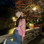 Wanida Termthanaporn Instagram - Strolling around Kyoto at night with these two 😘