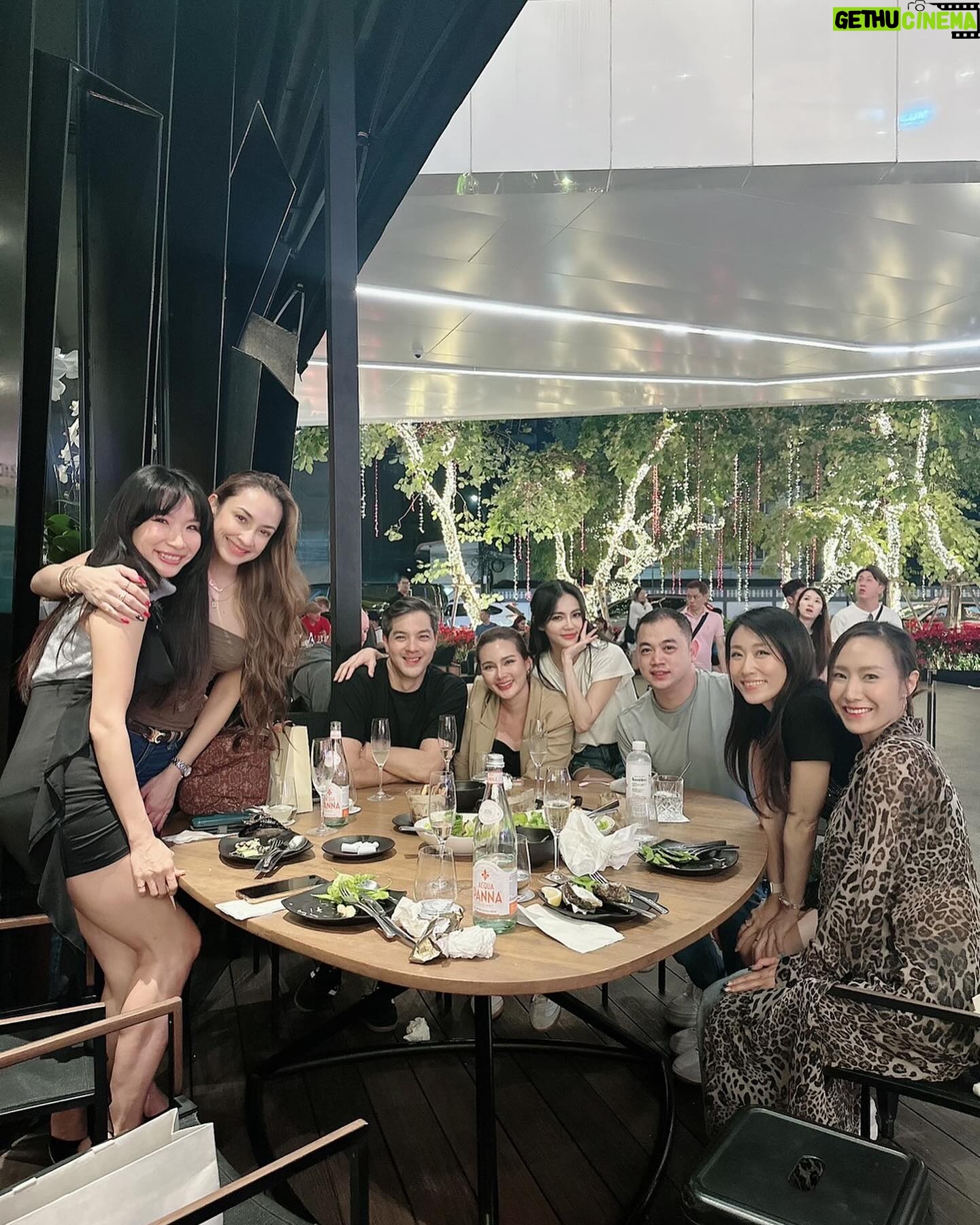 Wanida Termthanaporn Instagram - Bubbye 2023 and Hi 2024 you must be kind to me 🥳