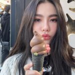 Wanida Termthanaporn Instagram - Da best chocolate soft serve 🍦🥹