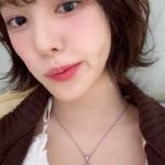 Wendy Instagram - 보조개자랑🙂‍↔️ #옷핀은못본걸루🙄🤫