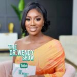 Wendy Osefo Instagram – New episode of @thedrwendyshow is now LIVE! I have a bone to pick with a few people 👀 and I need y’all’s advice on a decision I’m currently struggling with…Click link in bio to watch and let me know your thoughts 🧡✨.
Shot and edited : @iloswork