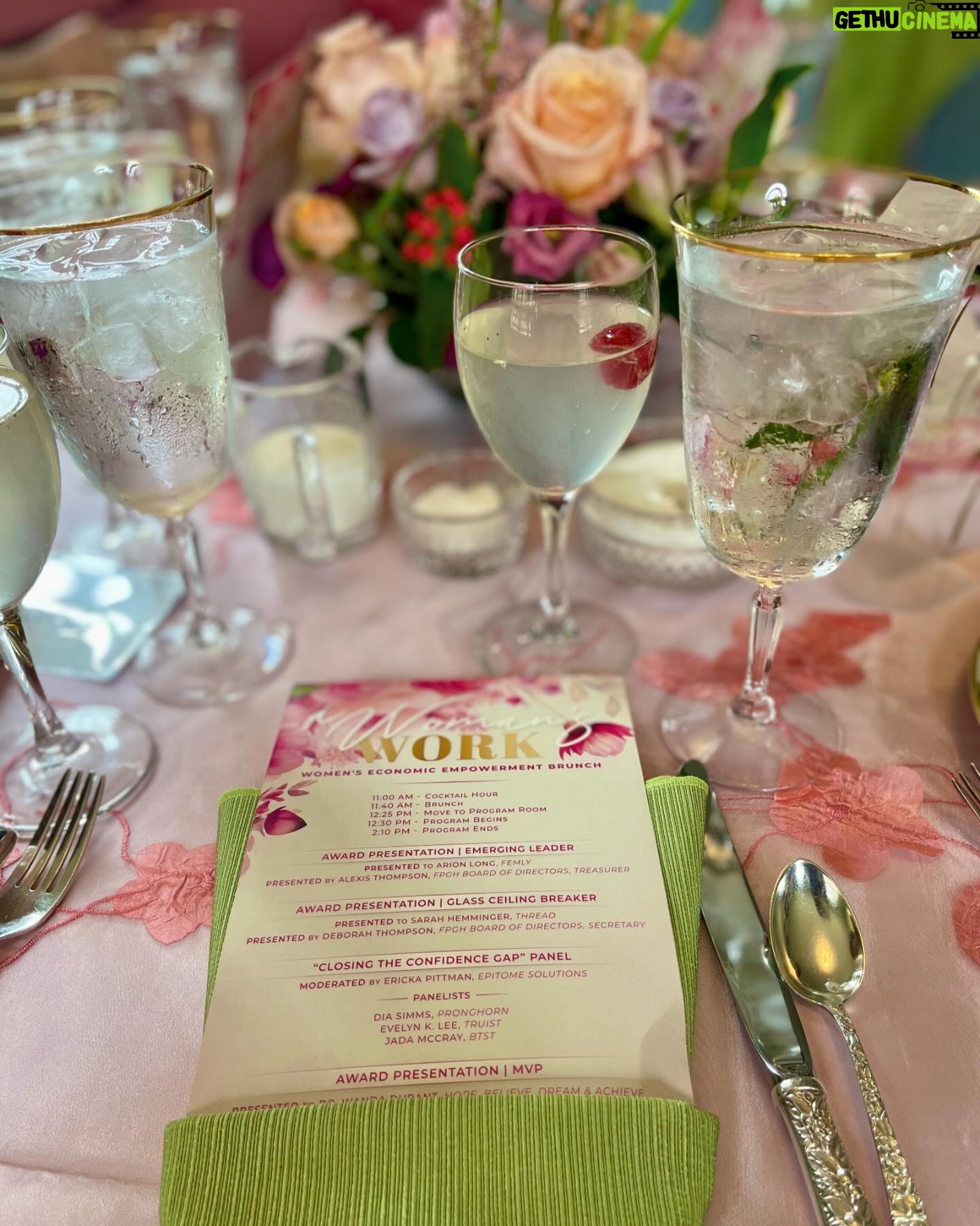 Wendy Osefo Instagram - Thank you First Lady @dawnflythemoore for having me at The Women’s Economic Empowerment Brunch. The perfect way to celebrate #WomensHistoryMonth 🩵💐🩷