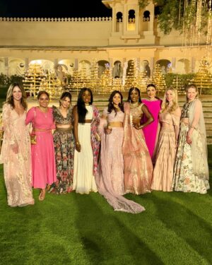 Wendy Osefo Instagram - From India 🇮🇳 with L O V E. Celebrating my dear friend of over 20 years turning the big 40. From college suite mates to adulthood. Love you forever my Punjabi Princess @nehamiglani 🥰💕.