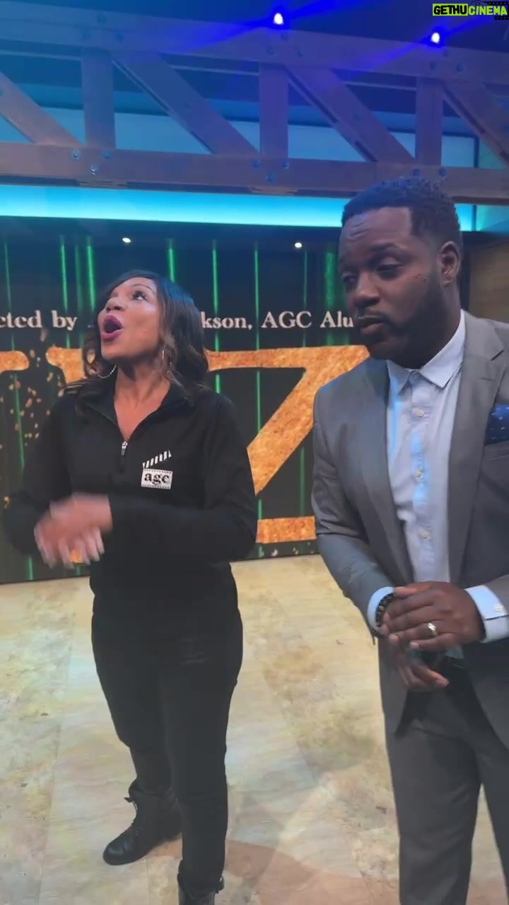 Wendy Raquel Robinson Instagram - Had a time @spectrumnews1socal thanks to the team for having me! Posting interview soon. @amazinggraceconservatory #TheWiz23 Next Weekend!! #May27 #May28