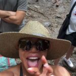 Wendy Raquel Robinson Instagram - Falling into 2023 and Me♥️🙏🏽💋