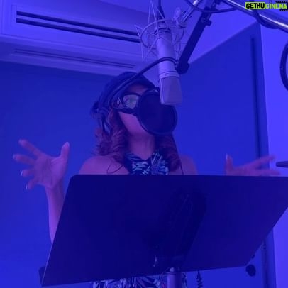 Wendy Raquel Robinson Instagram - #ThankfulThursday! Yep, we did it y’all, #TheGameMusical is now streaming on @paramountplus 🏈 3 different networks, 3 different incarnations, and I must confess, this season was truly the most challenging personally, professionally, and artistically‼️ I’ve been blessed to work in TV and Film for over 30 years, and somehow, someway my characters were always put in a position to sing, and I ain’t a singer....I just ACT like one and get terrified every time I have to! So when #TheGame went left and challenged me with a full out Musical Episode, complete with song AND dance...you know I had to rise to the occasion...as best I could!💗 I freaking LOVE theater, musical theatre especially, so I was thrilled to dust off those muscles again. Nervous as hell going in, but my amazing cast and crew all held hands and JUMPED! And all I can say is WOW, #WeDIDThat! ✨✨ Thank you for your patience and choreography @fatima_noir & crew! My vocal work and recording sessions with @fellythevoice #MarvinChanzParkman our writers and music supervisors, WE MADE IT HAPPEN! 🏈 I dedicate this episode to my @amazinggraceconservatory babies, always remember to be true to yourself and NEVER STOP LEARNING, trying and above all challenging yourself! I have a newfound and greater appreciation for the HARD work you do! Because of YOU I passed and pushed through! Always push yourself, and be up for the challenge as an artist, because you never know when ALL your talents will be put to the test. 💕💕 #PowPowPow