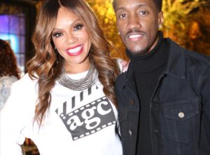 Wendy Raquel Robinson Instagram - #SWIPE Happy Feel Good Friday 💕 Still gushing from an incredible week of thrills, chills and good feels! @amazinggraceconservatory had the privilege of honoring  our esteemed #DistinguishedAlumni @issarae 💕✨ Cheers to #25Years of #Legacy #Love and #AmazingGraceConservatory #TLC #FeelGoodFriday
•#ProudMama #MyBabies #JoyUnspeakable♥️
Thank you to ALL of our incredible sponsors, donors, alumni, students, parents and COMMUNITY🔥🔥🔥🔥
•
•
📸: @richierich.productions 
💋: @beatbytwiggy 
💇🏾‍♀️: @robbirogers1 @hairbychadandre