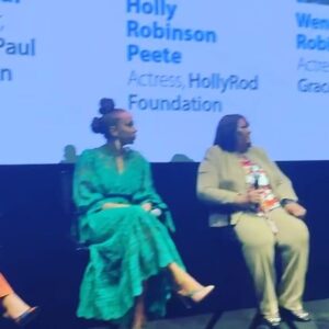 Wendy Raquel Robinson Instagram - Stepping out of Women's History month with #Gratitude and #Thanksgiving for being a WOMAN! Vulnerable, courageous, vibrant, vivacious and eccentric...without judgement...PERIOD! Sending love to all of the #WomenInTheWorld, you are ENOUGH! Never shrink, as heavy as it gets, let's continue to lift each other up higher than we can imagine! Have a glorious weekend ladies!!! 
*Special thank you to Dr. Sheila Robinson and the #5th Annual Innovation Leadership Summit, thank you for seeing ME & @amazinggraceconservatory and filling my cup up, it was an honor to be at the table and in the room with such amazing WOMEN and SHEROS! 
#Inspired #full #purposedriven #honored 
Glam @deedeekelly 
@hairbychadandre
Smile @GOD🙏🏽