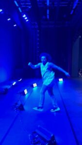 Whindersson Nunes Instagram - Esse foi o último ato de um mês inteiro de shows sem dias pra descanso, foram 44 shows em 30 dias. Efeito Borboleta está pronto, só gravar! Logo mais no meu canal pra vocês, como nos velhos tempos 😮‍💨