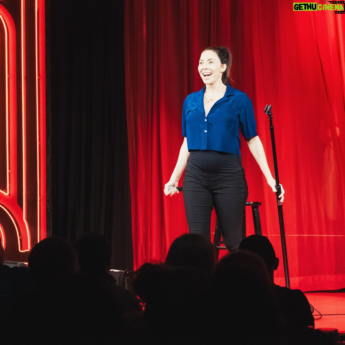Whitney Cummings Instagram - First time doing stand up in maternity pants and we all somehow survived 📸 @vancorona