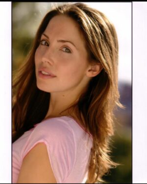 Whitney Cummings Instagram - Apple is a monster for showing you pix from ages ago out of nowhere for no reason but good to know that in my 2004 headshots I was really gunning to play a…Small town girl with a secret? Young mom with no place to turn? Sales girl at Buckys with big dreams?