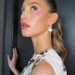 Whitney Port Instagram - I cherish my New York glam team, especially when it requires a 6am call time. Hair by @rosibelhair Make up by @isabelrosado