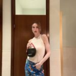 Whitney Port Instagram - Me, Palm Beach, and my @versace pants