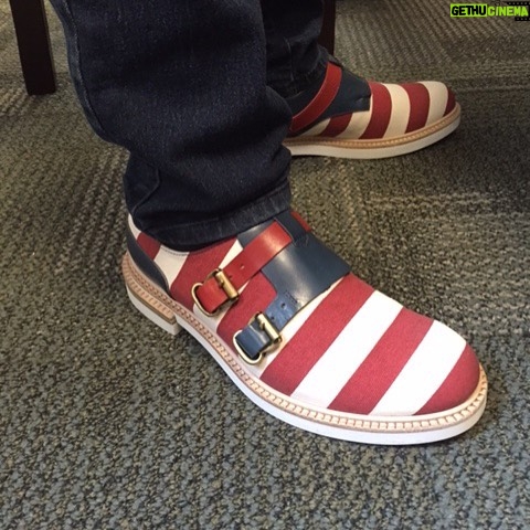Whoopi Goldberg Instagram - My shoes for Thursday's show are from @noitremilano Have a great day!!