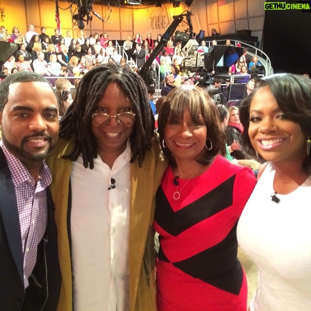 Whoopi Goldberg Instagram - @theviewtv with @Kandiburruss @todd167 #mommajoyce #therealhousewivesofatlanta #theview #whoopigoldberg