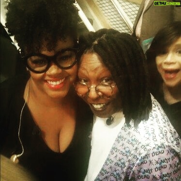 Whoopi Goldberg Instagram - This sangin Girl from #philly @missjillscott with her new hit #foolsgold oh and yall know @rosieperezbrooklyn #jillscott #pa #woman #rosieperez #WHOOPI #whoopigoldberg