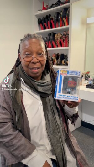 Whoopi Goldberg Instagram - #popyourself #popyourselffunko #originalfunko