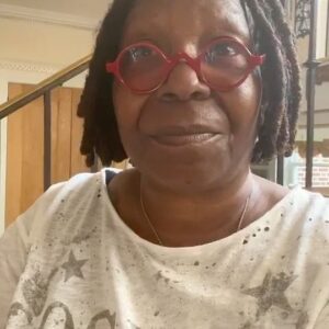 Whoopi Goldberg Instagram - @franciscus Please please listen ...#popefrancis #pope #vatican #vaticancity #stpeterbasilica #allcatholics