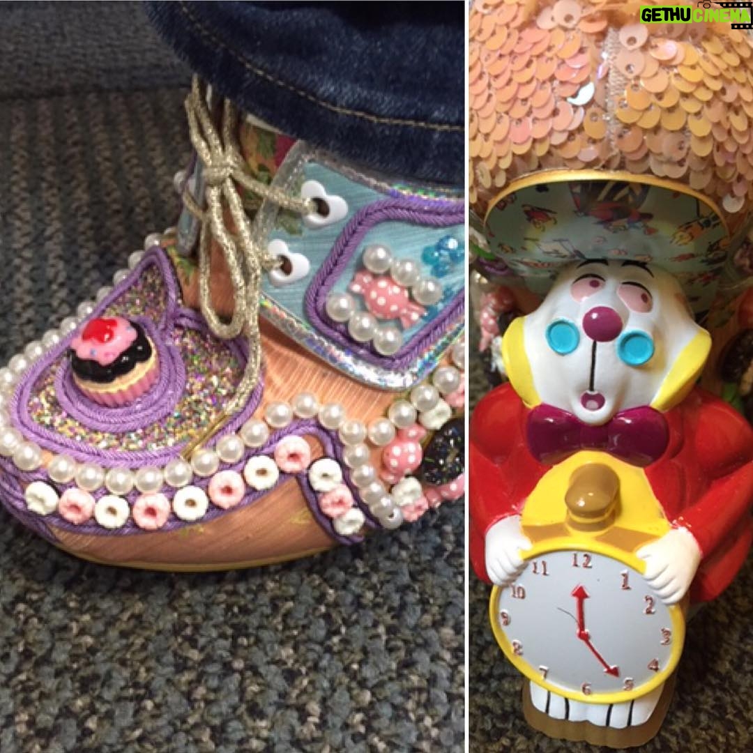 Whoopi Goldberg Instagram - My Easter Best for today's show. Have a great day!!!