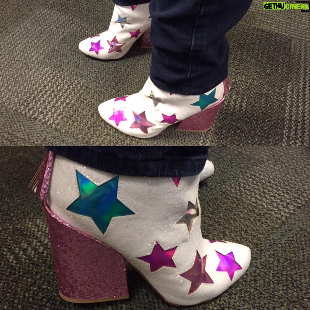 Whoopi Goldberg Instagram - These are the shoes I wore on today's show from @dollskill. Hope you all have a great day!
