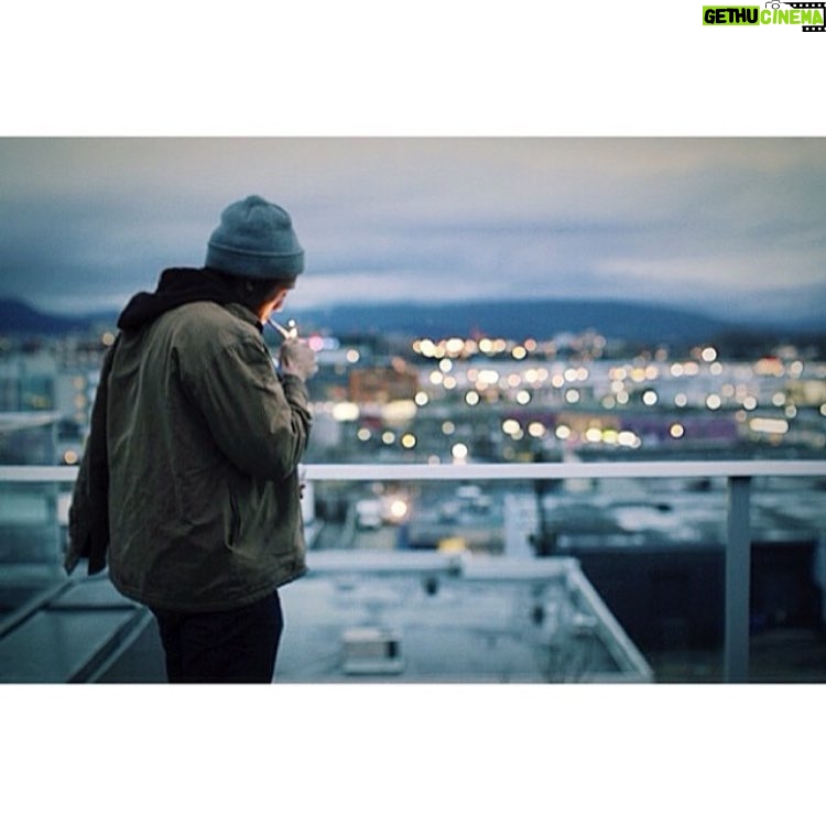 Willa Holland Instagram - 3 yrs I've had you ✌🏼️ view you've been real #vancouverrealestatewoes