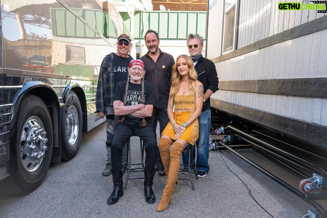 Willie Nelson Instagram - Here's to another successful year of @farmaid! Thanks to all who joined us this past weekend. Who was your favorite performance of the weekend and why was it Willie Nelson & Family? 😉 📷: Brian Bruner / Scott Streble / Sharon Carone